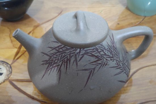 沖泡肉桂用紫砂壺還是蓋碗，武夷巖茶肉桂可以用紫砂壺沖泡嗎？