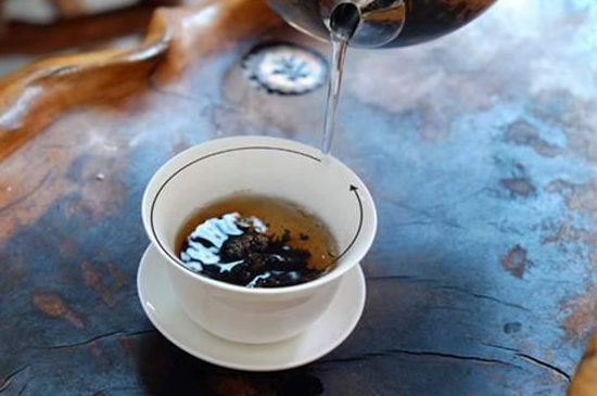 喝茶茶桌上的禮儀有哪些，泡茶待客十大禮儀不可不做！