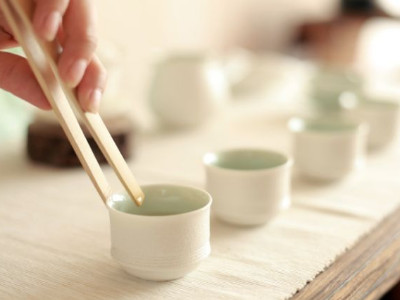 鐵觀音的泡法，水溫100°C最佳第一泡不能喝