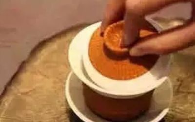 三才蓋碗的正確拿法，三才蓋碗抓碗法圖解