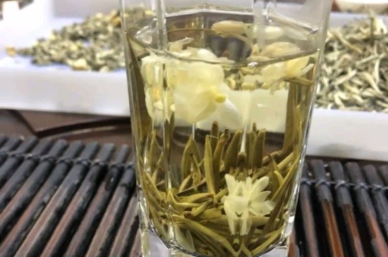 茉莉花花茶能煮嗎，喝茉莉花茶適合煮好還是泡好？