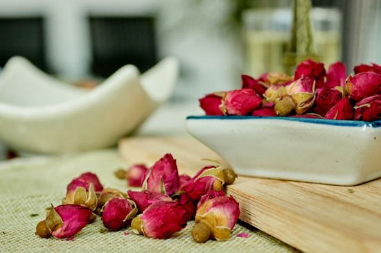 干玫瑰花泡水放幾顆，玫瑰花泡水一次放幾朵？