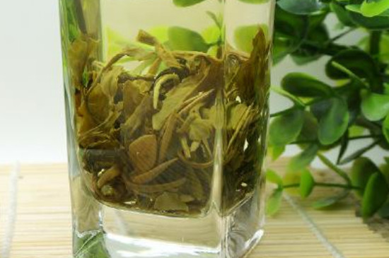 茉莉龍珠茶男人能喝嗎，男性夏季可以喝龍珠茶嗎