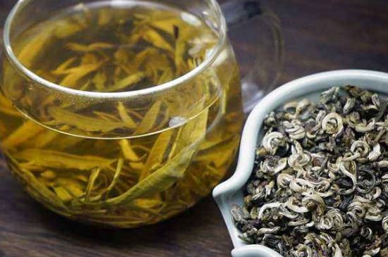 茉莉龍珠保質(zhì)期多長(zhǎng)時(shí)間，茉莉龍珠茶放幾年了還能喝嗎？