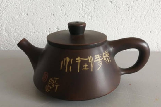 四大名陶哪個(gè)泡茶最好，中國(guó)四大名陶主要泡什么茶？