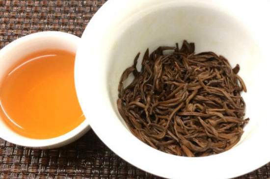新茶和陳茶的區(qū)別，新茶和陳茶的介紹