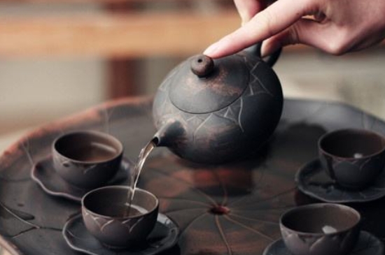坭興陶主要泡什么茶，廣西坭興陶壺適合泡哪些茶？