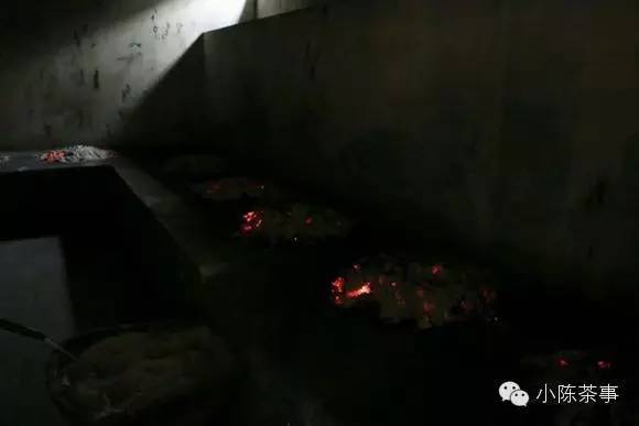 怎樣炭焙巖茶？揭秘武夷巖茶的炭焙技藝