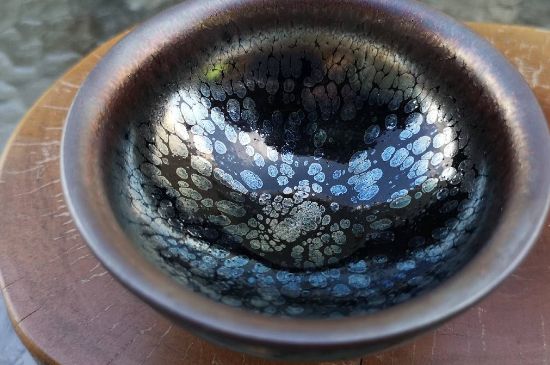 化工建盞是什么樣子的，建盞如何區(qū)分化工釉