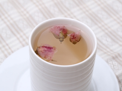 干玫瑰花泡前需要洗嗎，泡玫瑰花需要洗一下嗎？