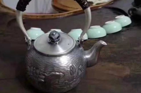 常見的七大材質(zhì)的茶具優(yōu)缺點(diǎn)，用什么材質(zhì)的茶具泡茶最好？