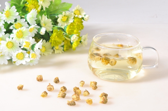 喝菊花茶有什么效果，女人長期喝菊花茶好嗎？