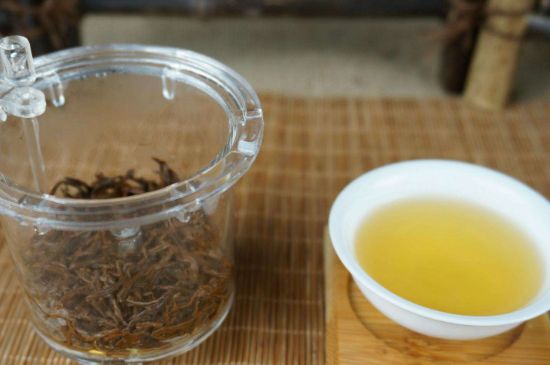 300塊錢的金駿眉能喝嗎，兩三百多金駿眉和一千多區(qū)別