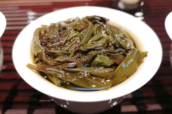 長期喝巖茶會上火嗎？巖茶這樣喝了容易上火！