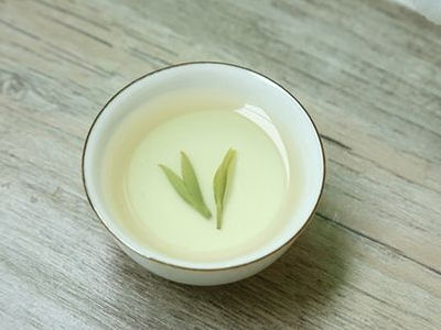 竹葉青茶怎么樣，檔次較高味道略苦價(jià)格比較貴