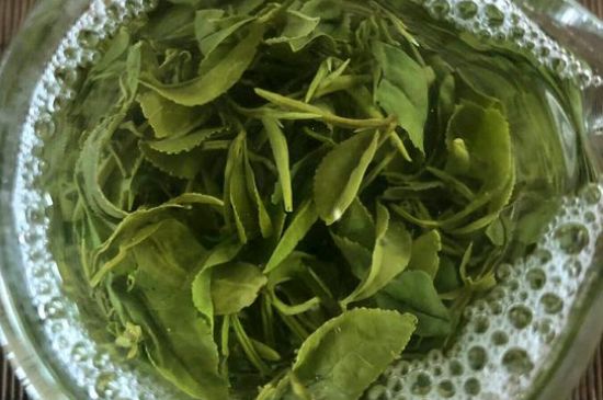 綠茶放了三年還能喝嗎，綠茶放久了喝了會怎樣