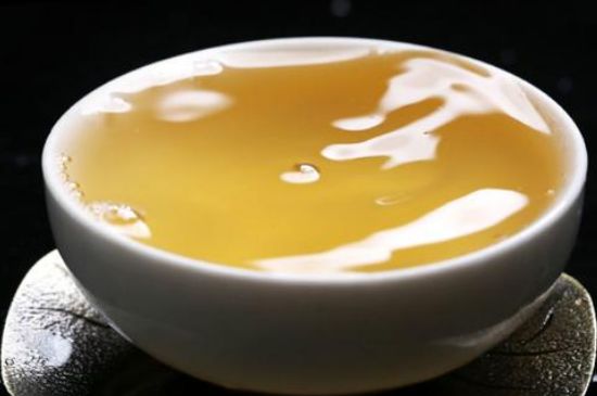 綠茶加重濕氣？濕氣體質(zhì)寒的人能喝綠茶嗎