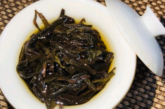 長期喝巖茶會上火嗎？巖茶這樣喝了容易上火！