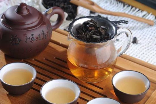 母樹大紅袍給誰喝了，為什么母樹大紅袍叫三棵六株？