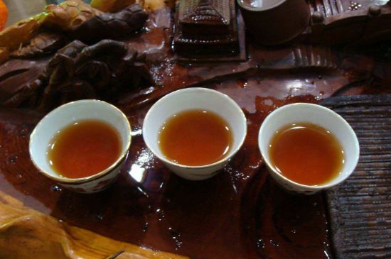 大紅袍四大品種有哪些，大紅袍的種類和著名品種特點(diǎn)介紹