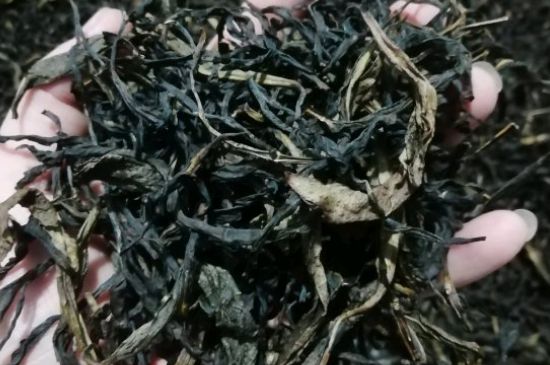 蜜蘭香好還是鴨屎香好，鳳凰單叢茶蜜蘭香和鴨屎香特點(diǎn)有哪些？