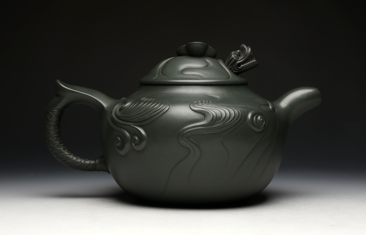 民國(guó)朱可心綠魚(yú)化龍宜興紫砂壺